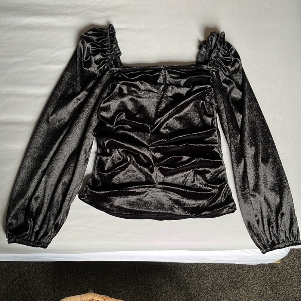 SHEIN Lantern Sleeve Sweetheart - Picture 4 of 5